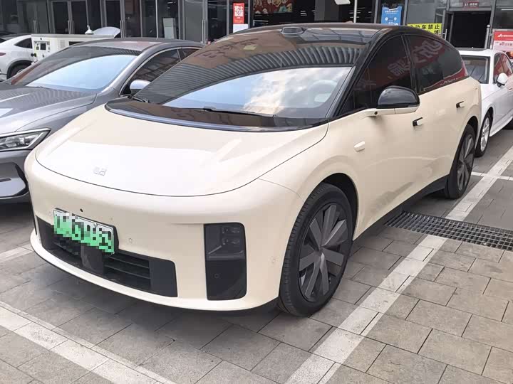 LiXiang i6, 2025 — купить в Санкт-Петербурге под ключ