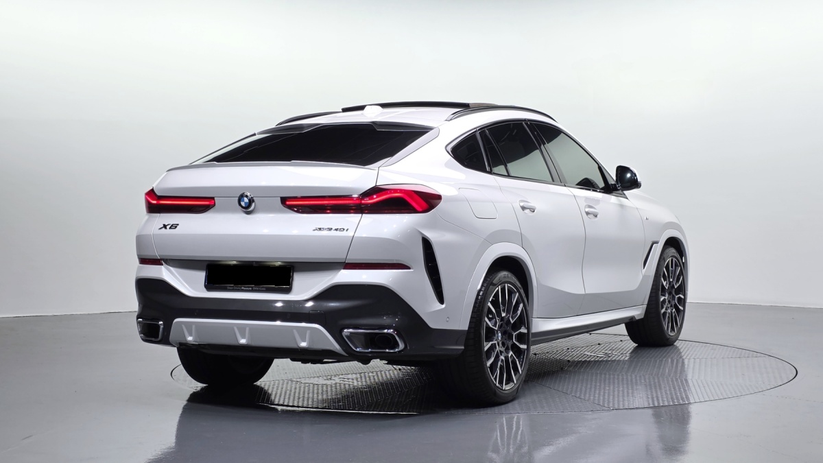BMW X6, 2023 — фото 2 из 12