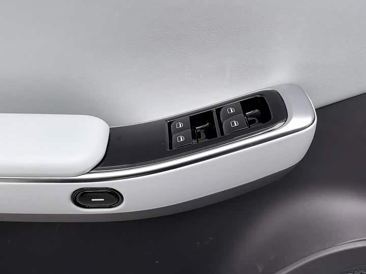 Leapmotor C01, 2023 — фото 9 из 9