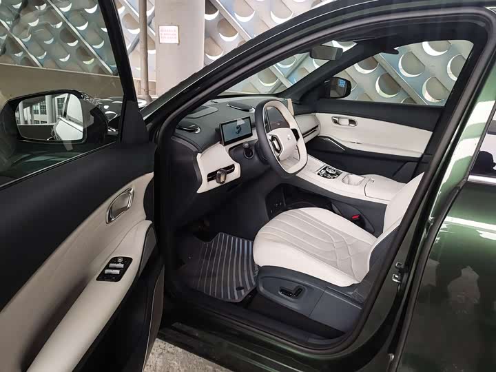 Geely Galaxy Starship 7, 2025 — фото 6 из 9