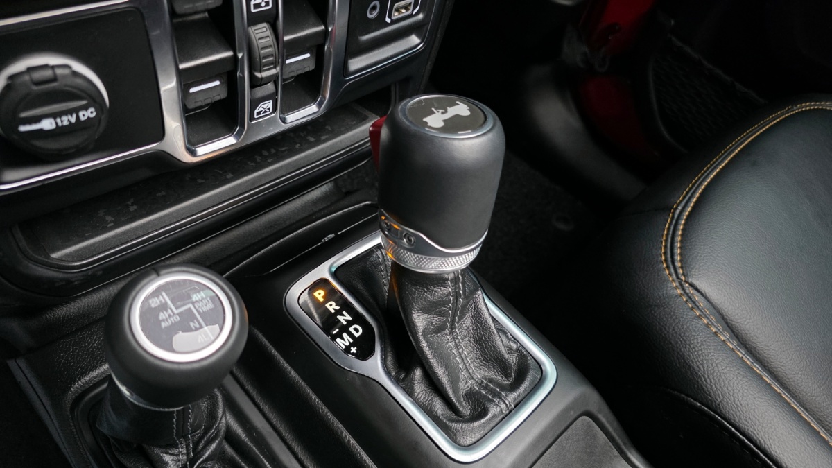 Jeep Wrangler, 2024 — фото 8 из 12