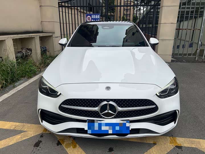Mercedes-Benz C-Class, 2023 — фото 2 из 9