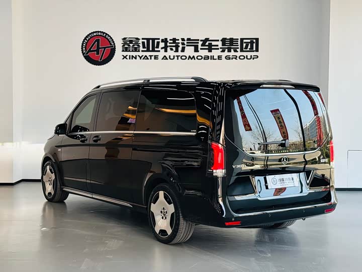 Mercedes-Benz V-Class, 2024 — фото 5 из 9