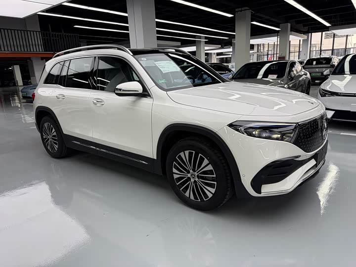 Mercedes-Benz EQB, 2026 — фото 3 из 9