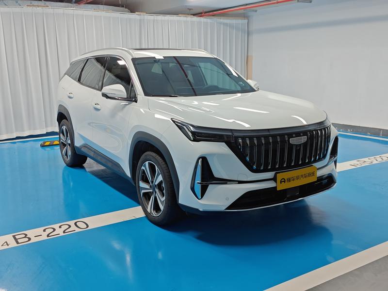 Geely Atlas L, 2025 — фото 3 из 12