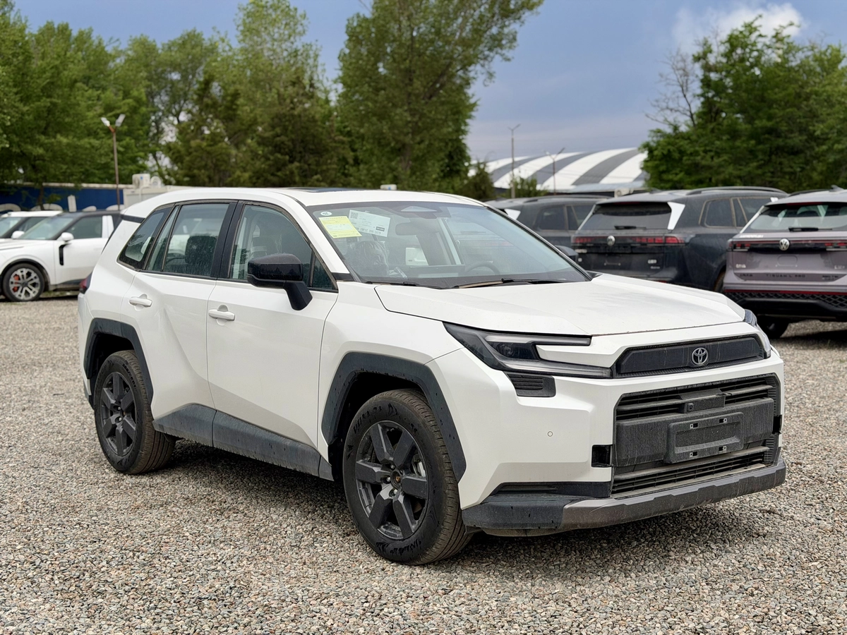 Toyota Rav4, 2026 — фото 2 из 6