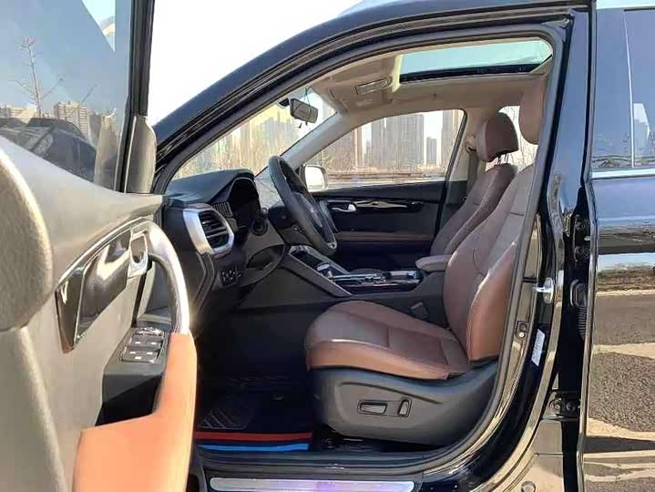 Kia Sportage GT-line, 2022 — фото 5 из 9