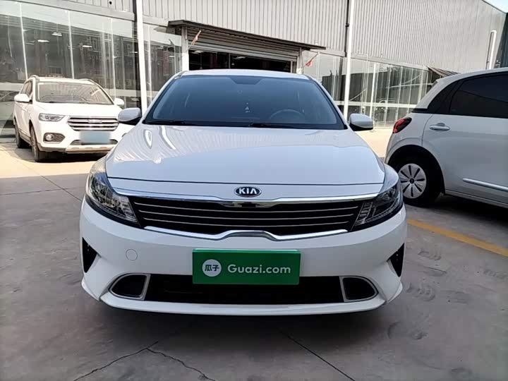 Kia Forte, 2022 — фото 3 из 9