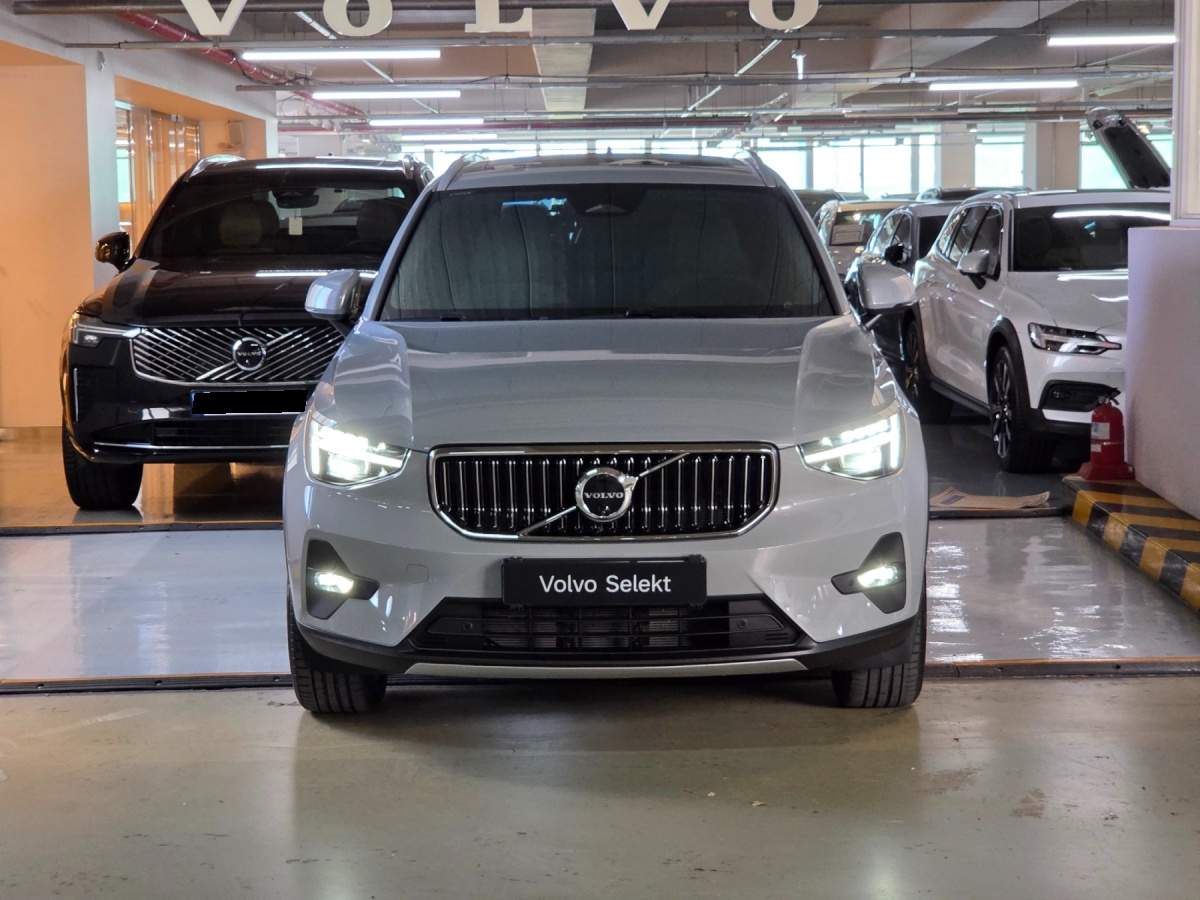 Volvo XC40, 2025 — фото 2 из 12