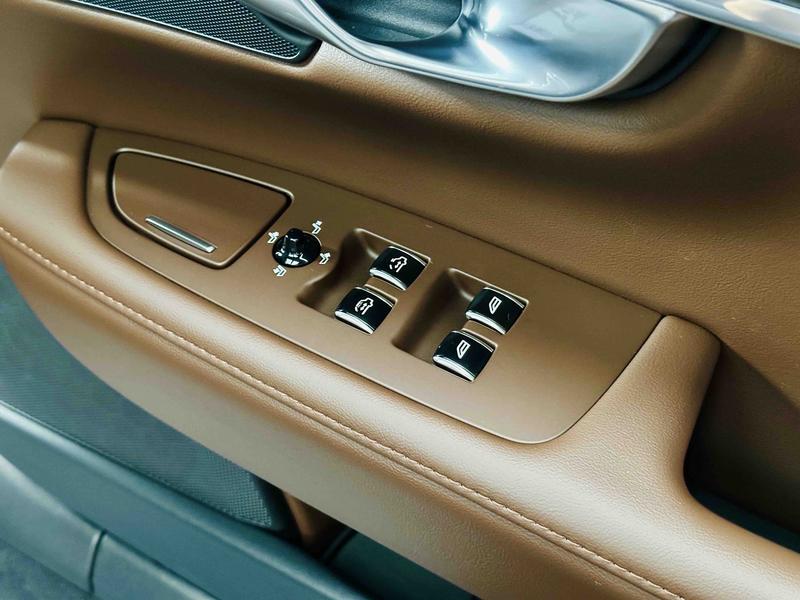 Volvo S90, 2023 — фото 8 из 11