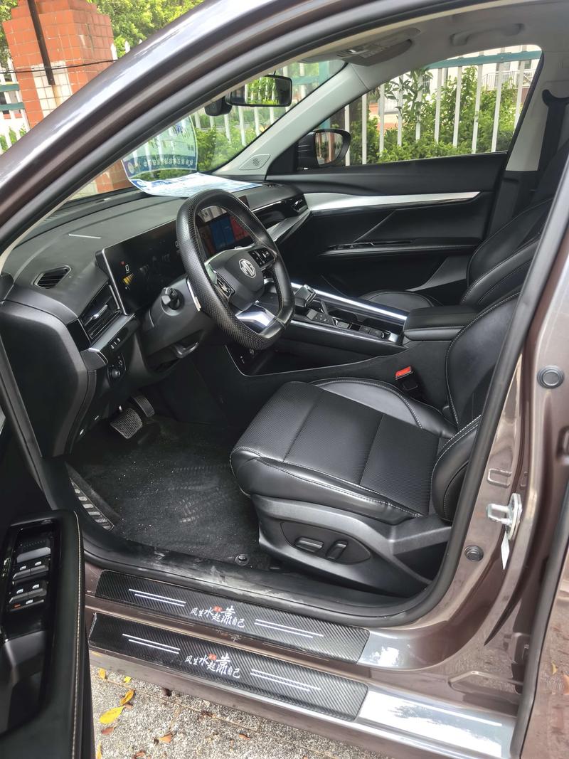 MG Motor 5 Scorpio, 2023 — фото 8 из 10