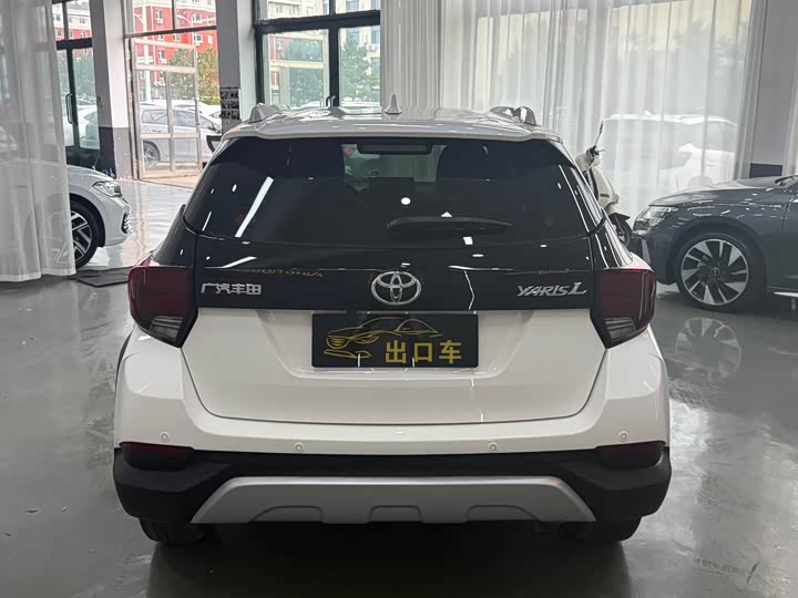 Toyota Yaris L Hatchback, 2022 — фото 5 из 9