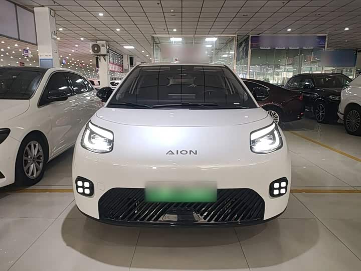 GAC Aion UT, 2025 — фото 3 из 9
