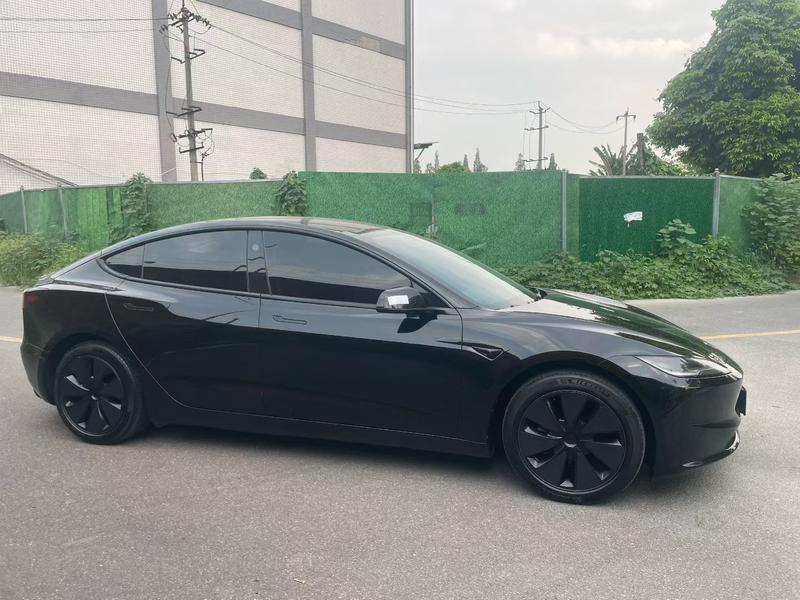 Tesla Model 3, 2023 — фото 3 из 10
