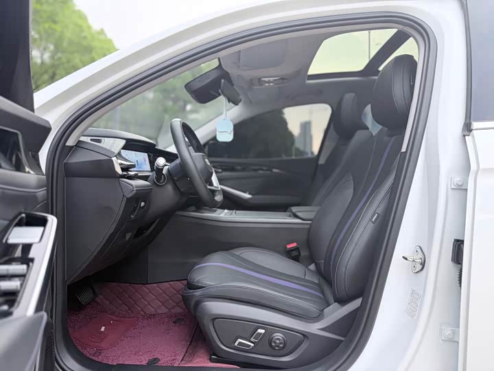 Geely Preface L, 2024 — фото 9 из 9