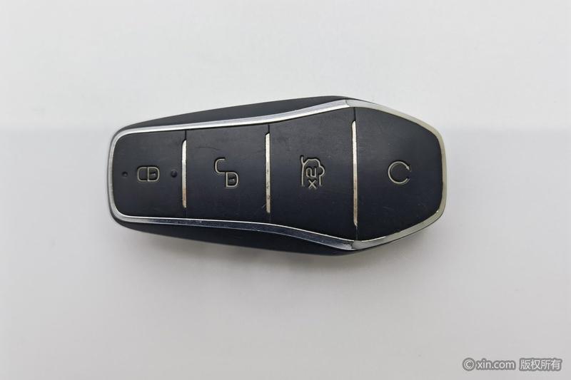 BYD Song Pro Hybrid, 2022 — фото 7 из 12