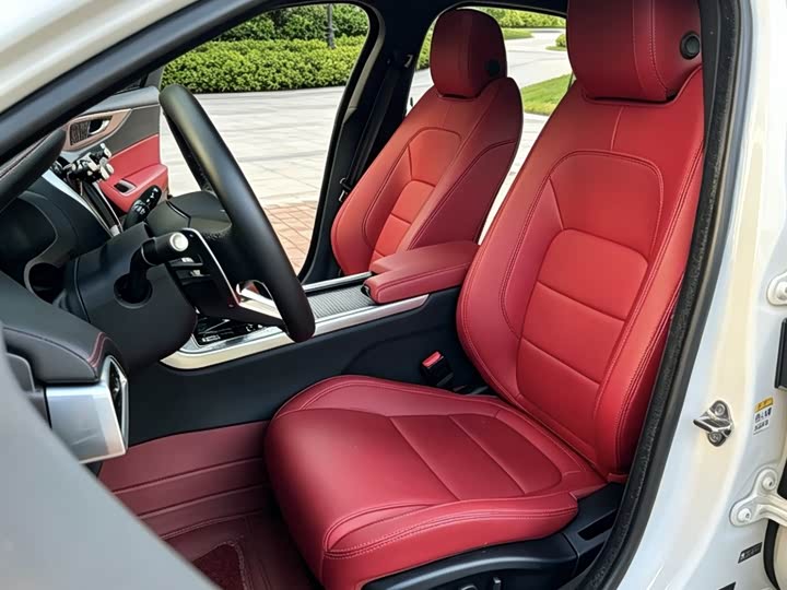 Jaguar XE L, 2023 — фото 6 из 9