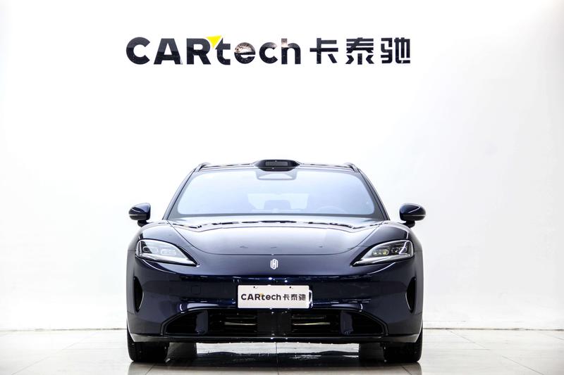 Shangjie (Huawei × SAIC) Z7T, 2026 — фото 2 из 12