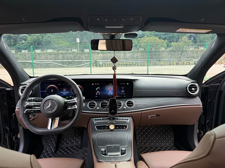 Mercedes-Benz E-Class Hybrid, 2022 — фото 7 из 9