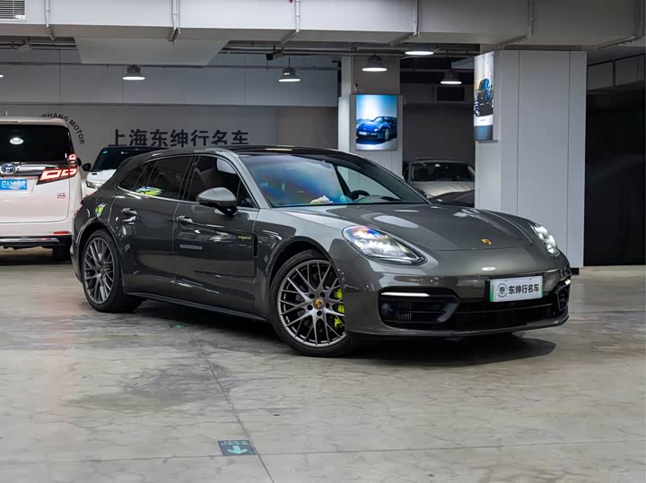 Porsche Panamera Hybrid, 2023 — фото 3 из 9