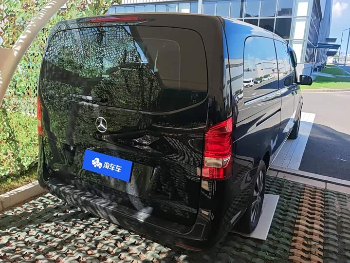 Mercedes-Benz Vito, 2024 — фото 3 из 9