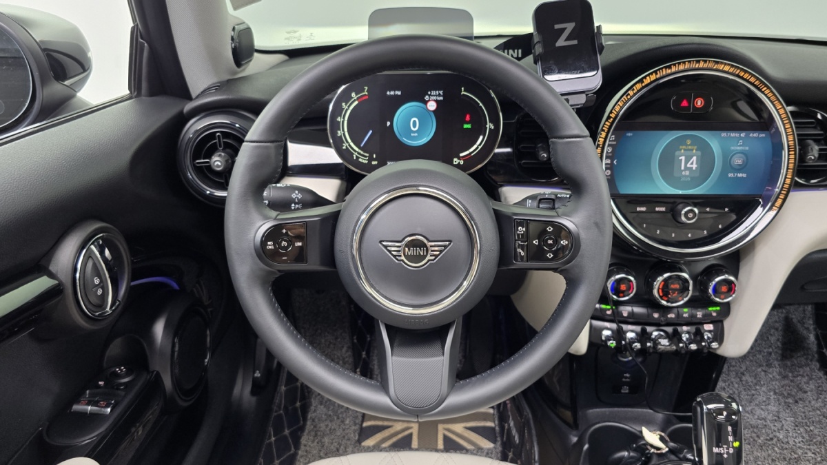 Mini Cooper, 2022 — фото 12 из 12