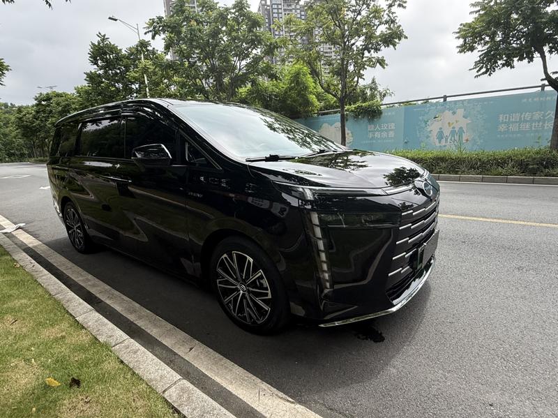 GAC Trumpchi E8, 2023 — фото 2 из 12