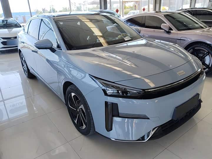 Geely Galaxy L6, 2024 — фото 4 из 9