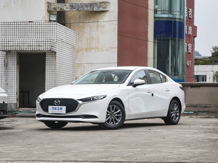 Mazda 3 (Axela), 2026 — купить в Смоленске под ключ