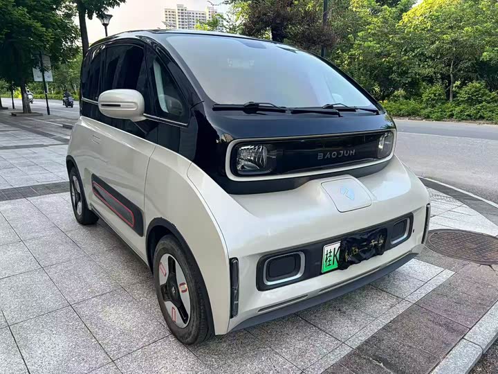 Baojun KiWi EV, 2022 — фото 3 из 9