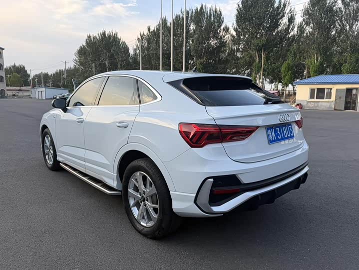Audi Q3 Sportback, 2021 — фото 2 из 9