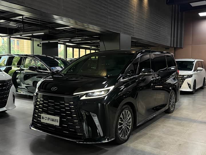 Lexus LM, 2025 — купить в Нижнем Новгороде под ключ