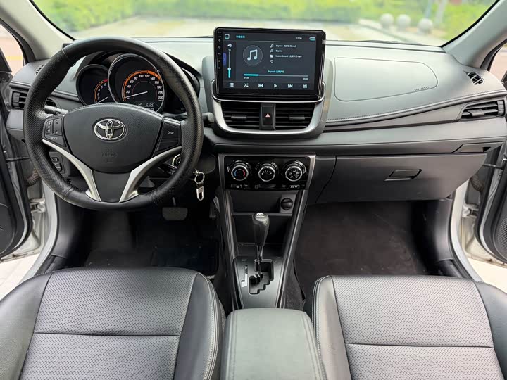 Toyota Yaris L Hatchback, 2022 — фото 8 из 9