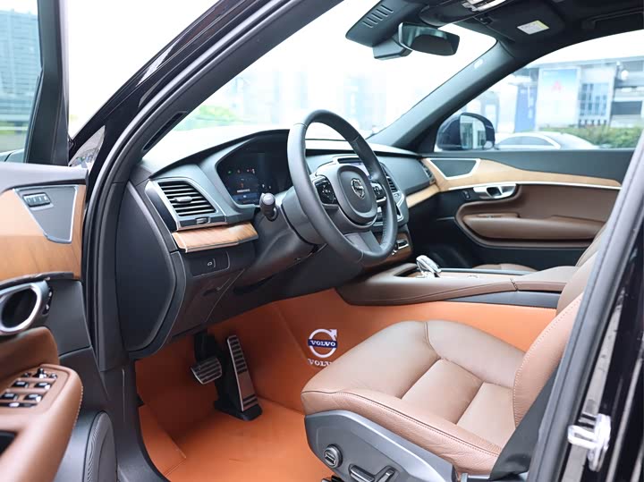 Volvo XC90, 2023 — фото 9 из 9