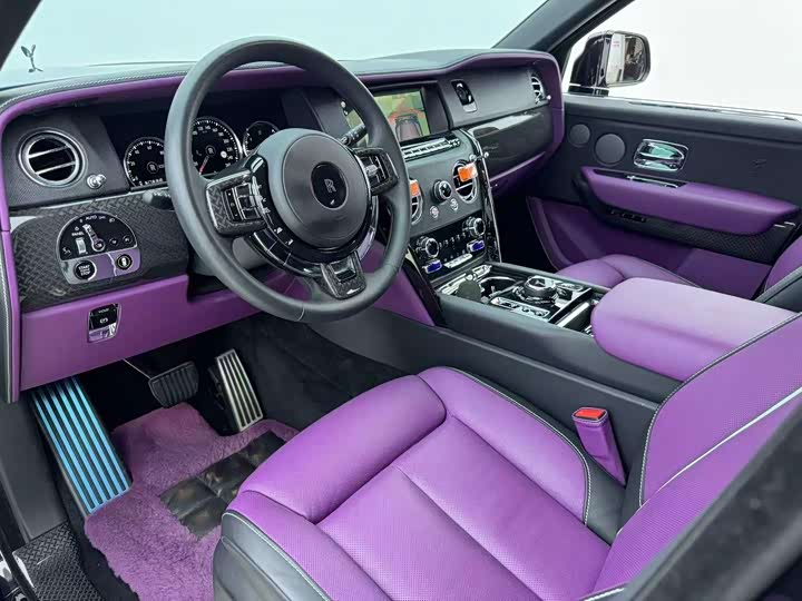Rolls-Royce Cullinan, 2023 — фото 4 из 9
