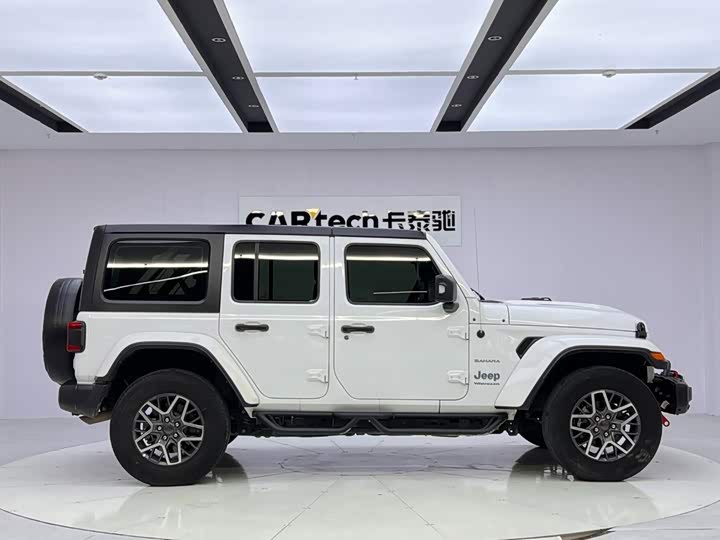 Jeep Wrangler Hybrid, 2023 — фото 6 из 9