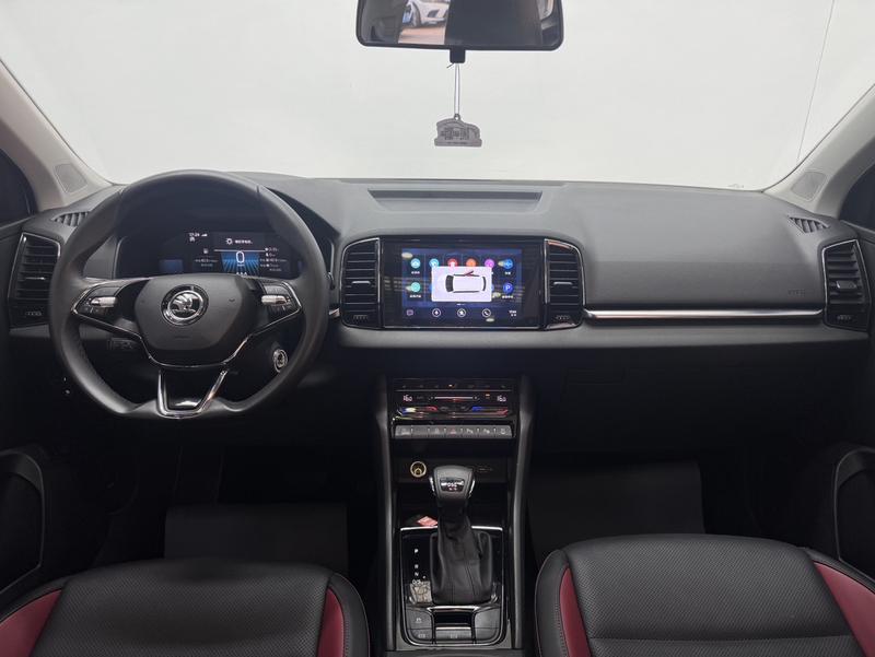 Skoda Karoq, 2022 — фото 8 из 12
