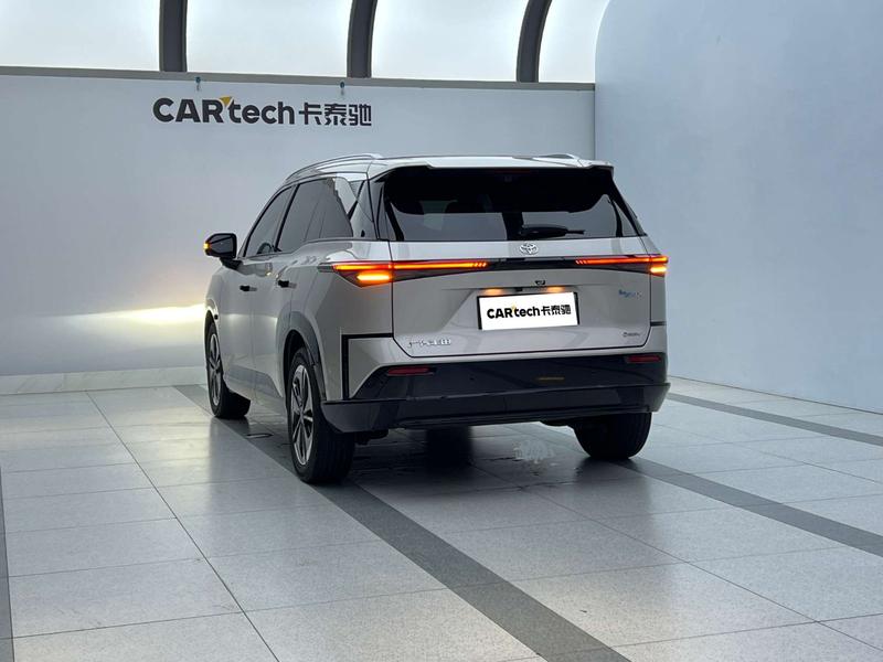 Toyota bZ3X, 2025 — фото 3 из 12
