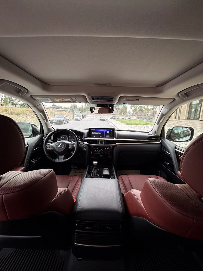 Lexus LX, 2021 — фото 10 из 12