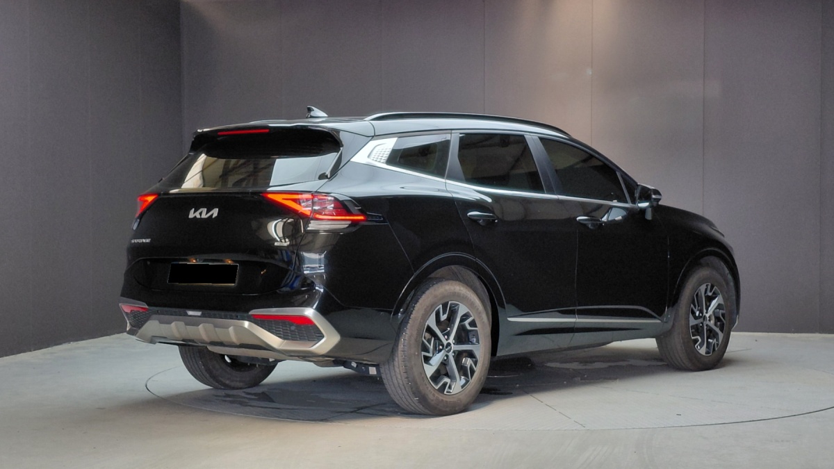 Kia Sportage, 2022 — фото 2 из 12