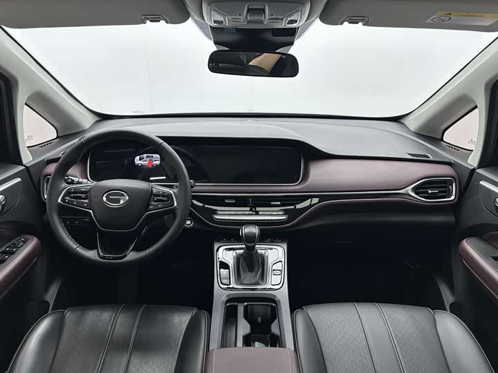 GAC Trumpchi M6, 2022 — фото 7 из 9