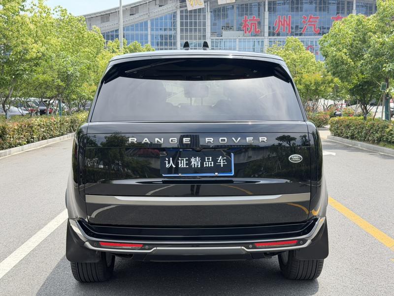 Land Rover Range Rover, 2023 — фото 5 из 12