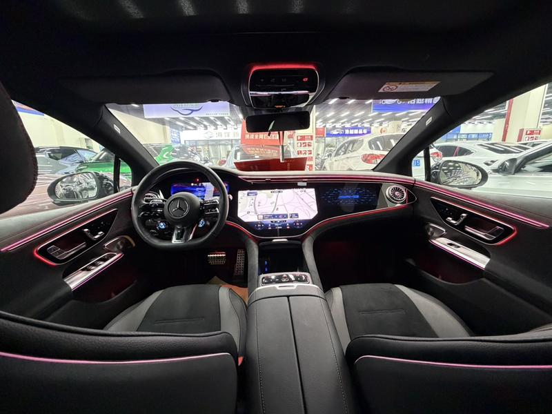 Mercedes-Benz EQE AMG, 2023 — фото 11 из 12