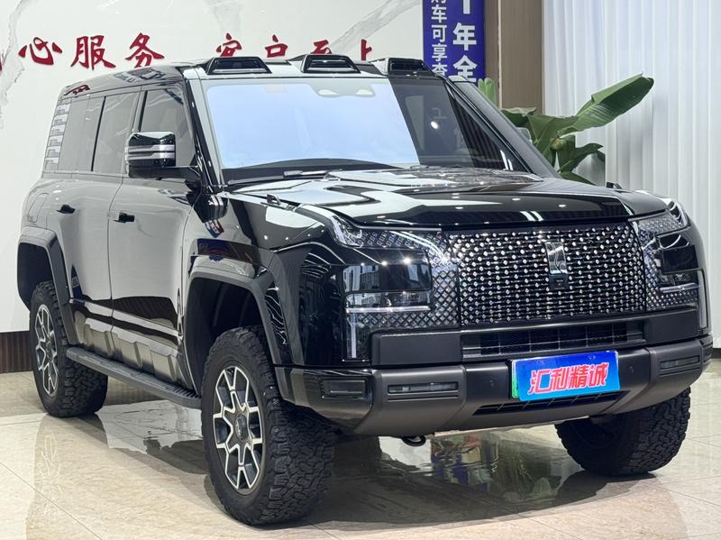 BYD Yangwang U8, 2024 — фото 3 из 12