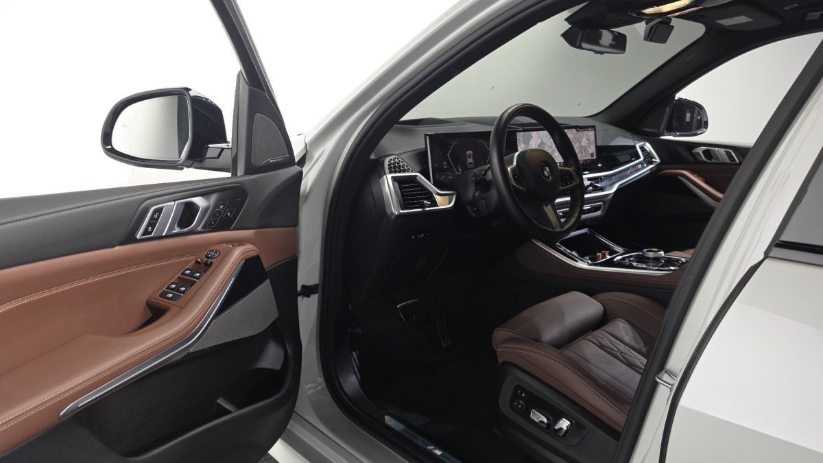 BMW X5, 2025 — фото 9 из 12