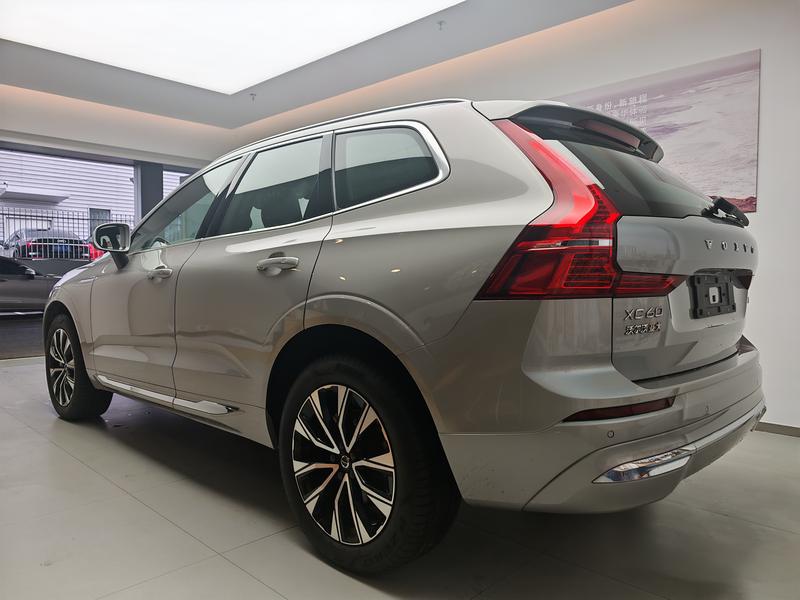 Volvo XC60, 2024 — фото 5 из 12