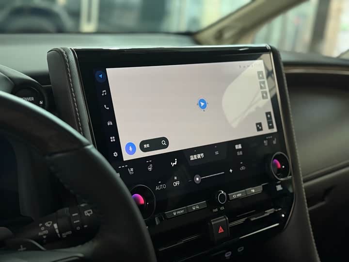 Toyota Vellfire, 2024 — фото 8 из 9