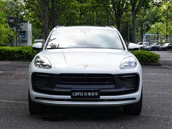 Porsche Macan, 2023 — фото 2 из 9