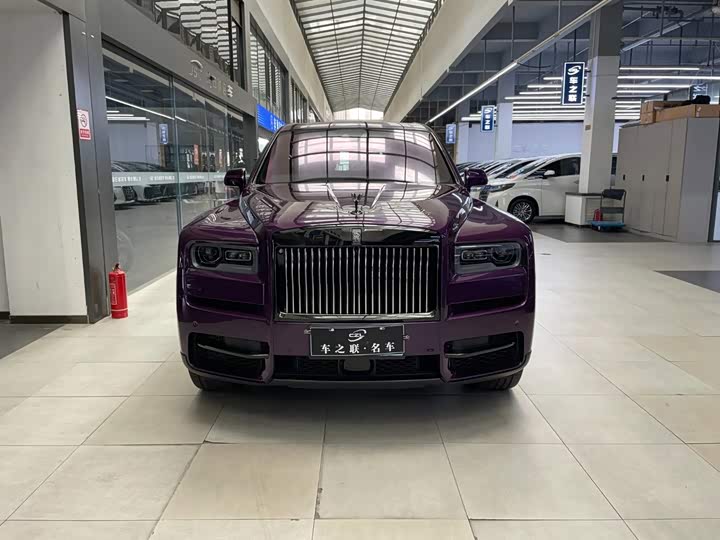 Rolls-Royce Cullinan, 2022 — фото 3 из 9