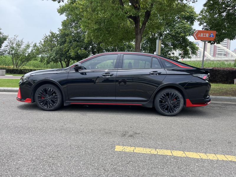 Dongfeng Aeolus Yixuan Max, 2022 — фото 3 из 9